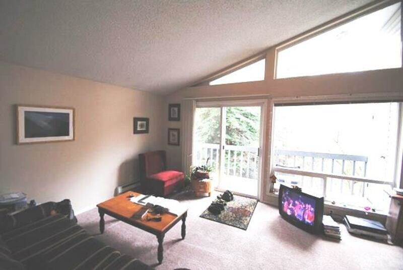 6015 Lakeview Dr Unit 7, Kirkland, WA 98033 Condo for Rent in