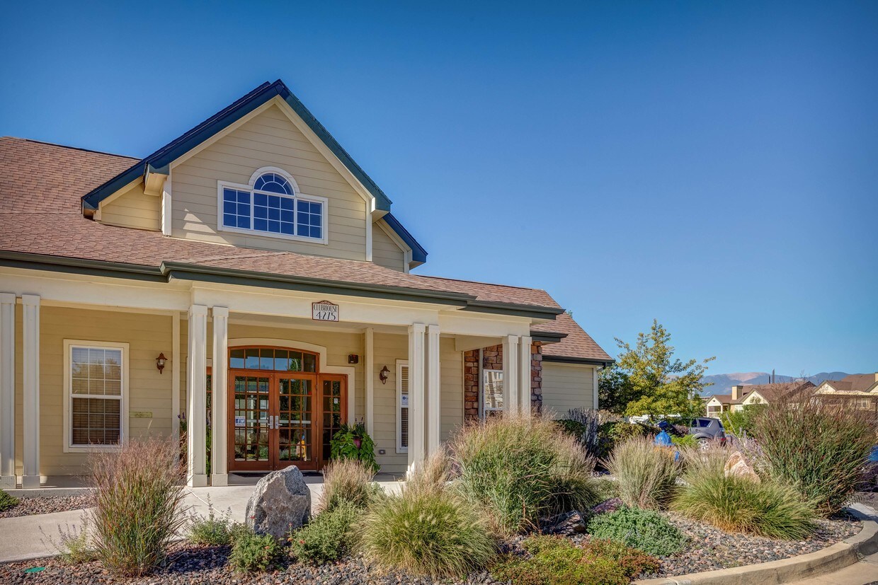 Bellaire Ranch & Alturas at Bellaire Ranch Apartments Colorado