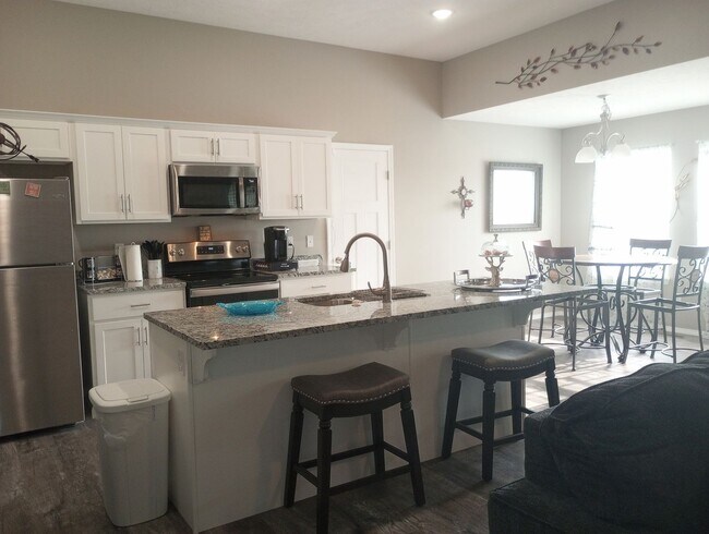 Building Photo - 3 Bedroom Single Family Home in Rogersville