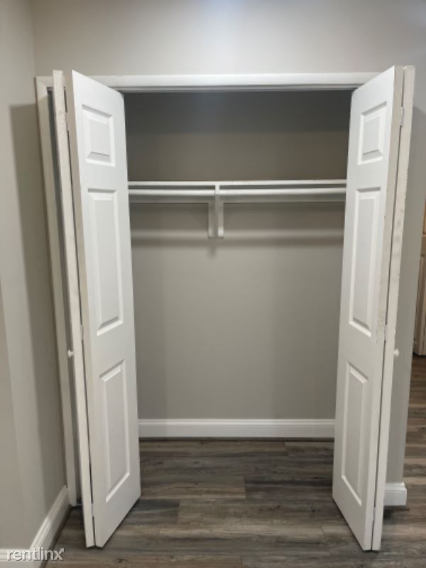 Foto del edificio - 2 br, 1 bath Condo - 7328 Donnell Place Ap...