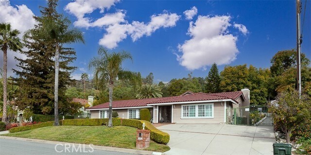 Building Photo - 2227 Gardi St