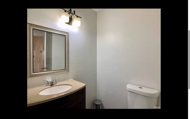 Building Photo - 3810 Grey Harbor Dr