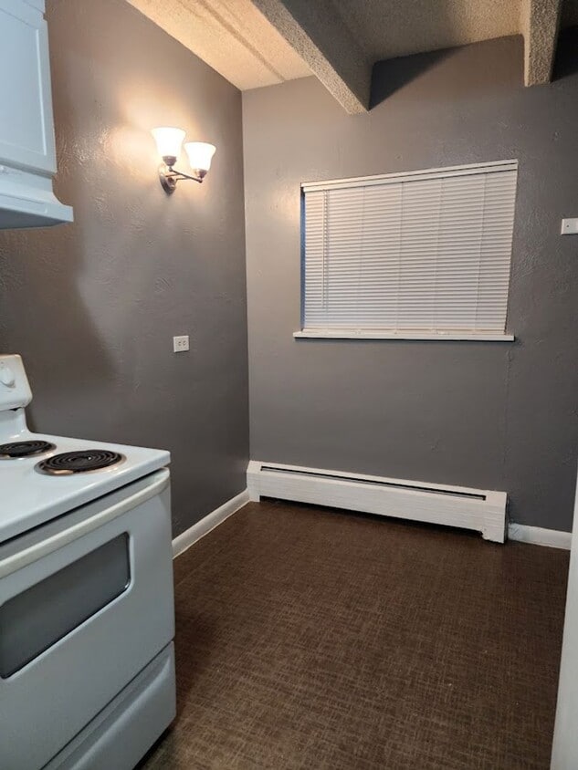 Xenia Apartment for Rent in Denver, CO