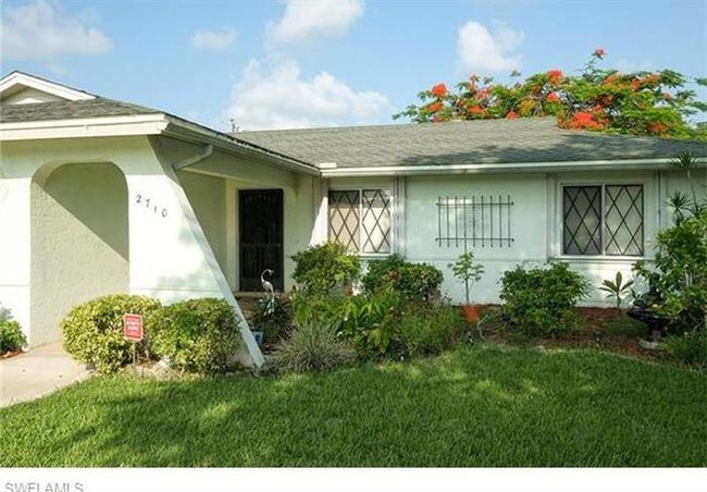 Building Photo - 2710 SW 3rd Pl, Cape Coral, FL 33914