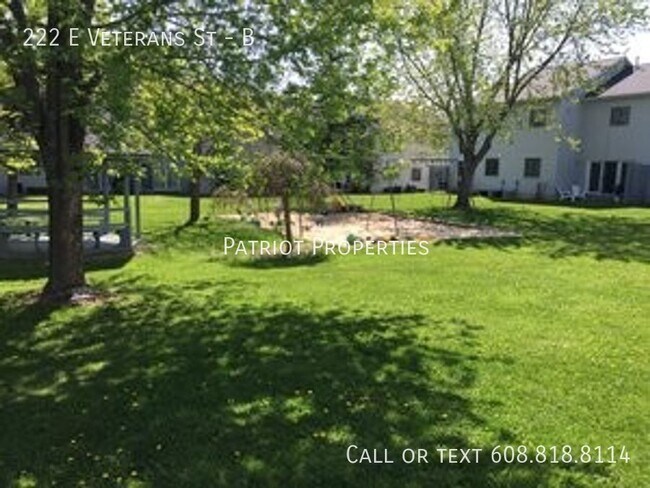 Building Photo - 3 bedroom/ 1.5 bath in Tomah, WI