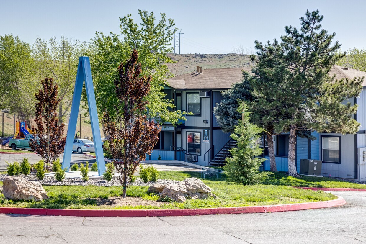 Elevate at 4400 4400 El Rancho Dr Sun Valley, NV Apartments for