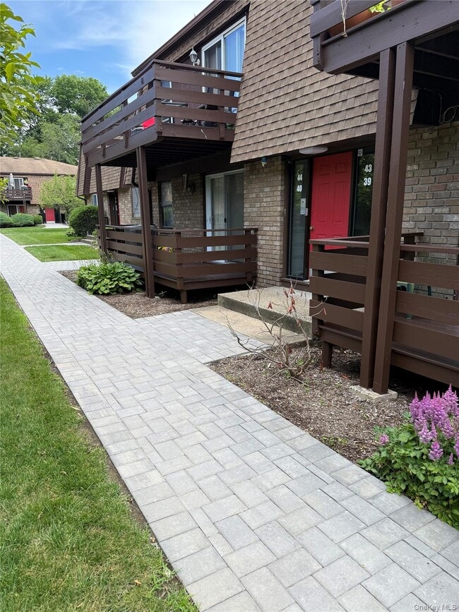 Foto del edificio - 40 New Holland Village