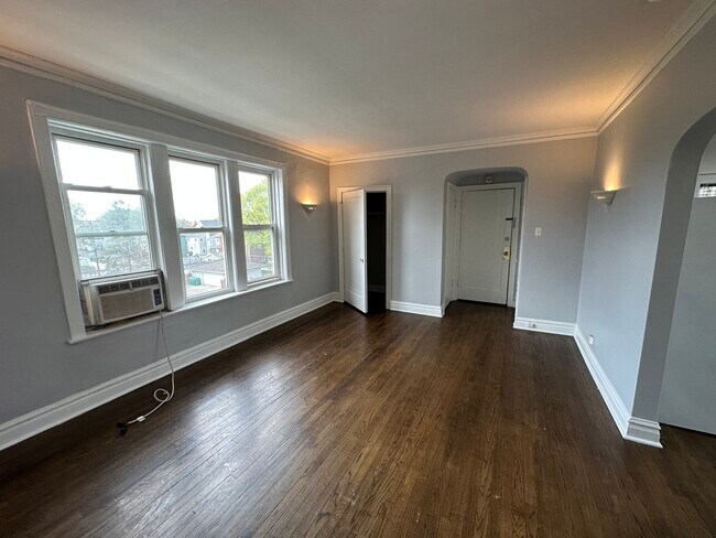 Foto del edificio - 6846 32nd St