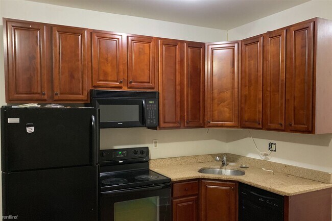 Foto del edificio - 3 br, 2 bath Triplex - 2310 N PARK AVE Unit 1