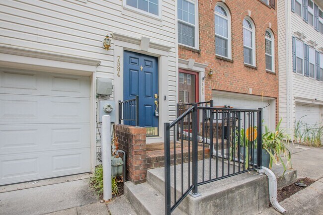 Foto del edificio - Gorgeous 3 BR/2.5 BA Townhome in Elkridge!
