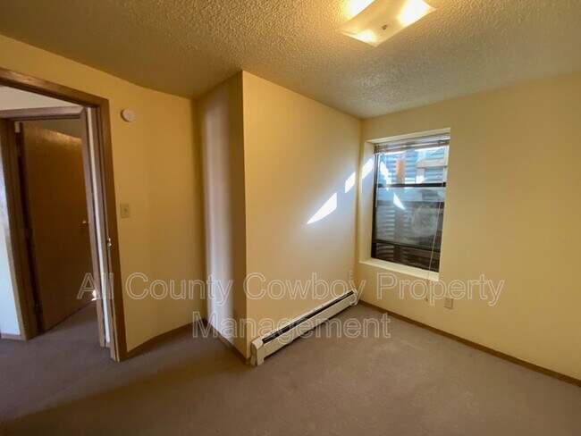 Building Photo - 3330 Joanna Brunner St