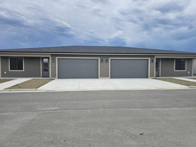 Building Photo - 3 bedroom in Billings MT 59106