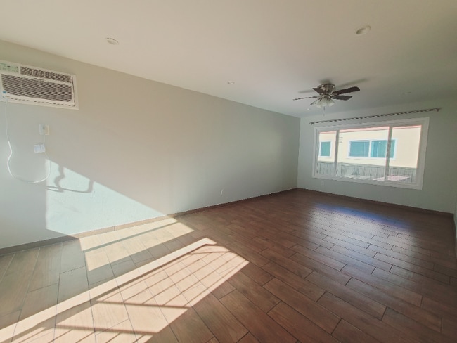 Photo - 1108 W 110th St Apartment