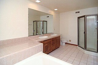 Master Bath - 2616 Nelson Ave