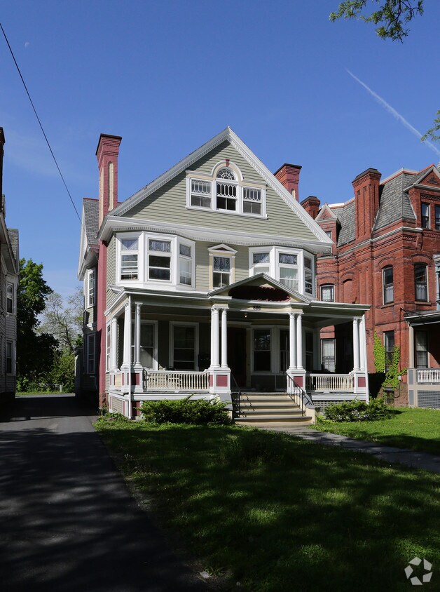686 Madison Ave, Albany, NY 12208 Apartments in Albany, NY