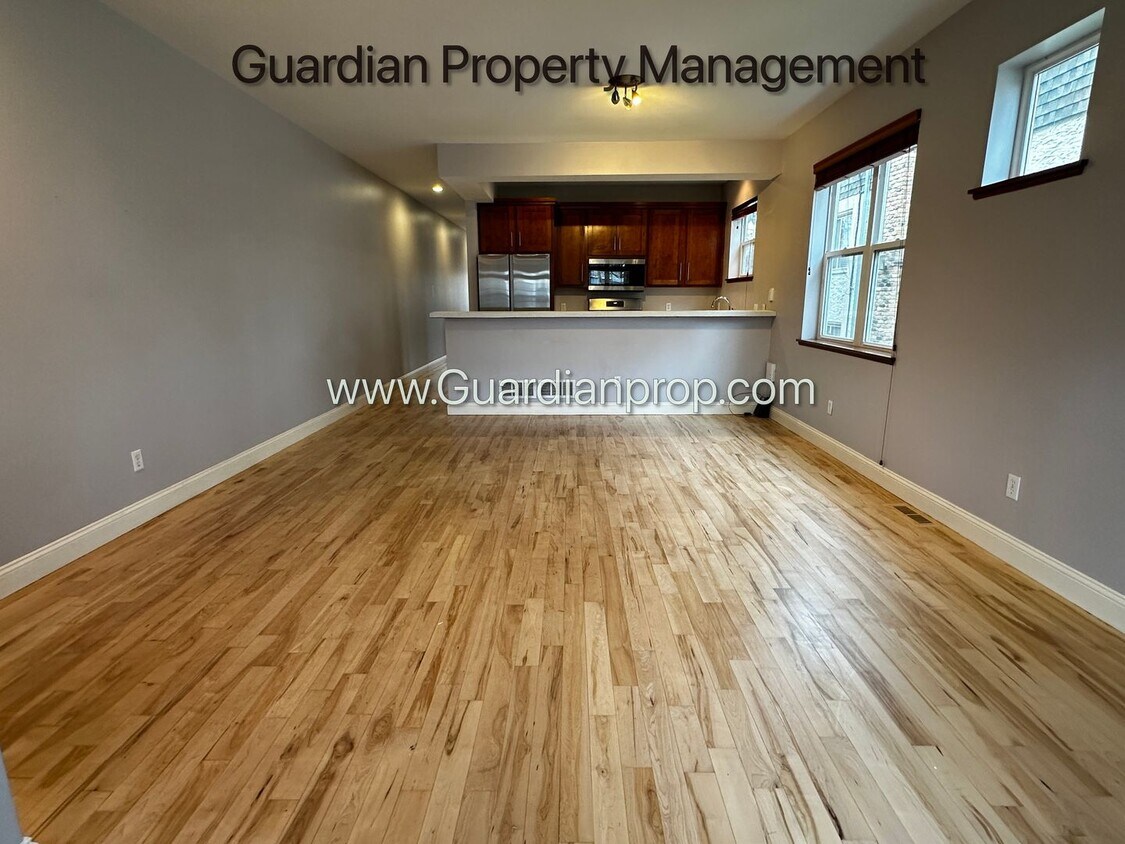 Primary Photo - Spacious Uptown Side By Side, Dishwasher, Garage, In Unit Laundry, Private Rooftop Deck