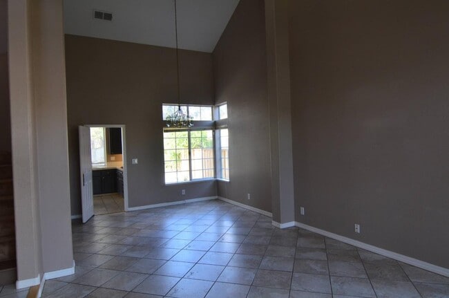 Building Photo - 2208 Koa Ct