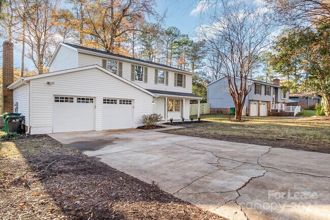 Building Photo - 616 Sweetgum Ln