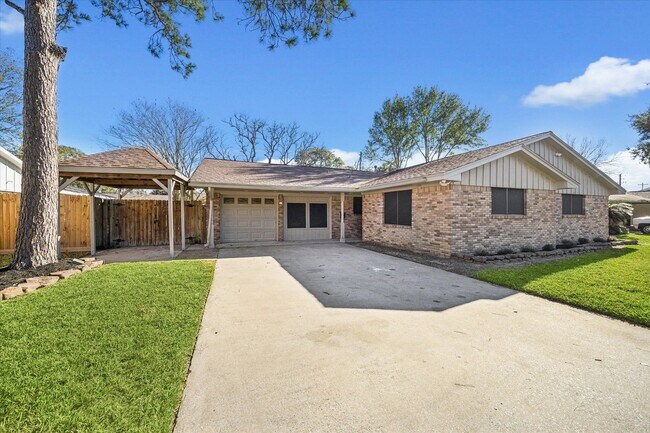 Foto del edificio - 1703 Raintree Dr