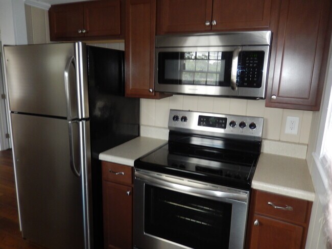 Kitchen with Stainless Steel Appliances - 213 S College St
