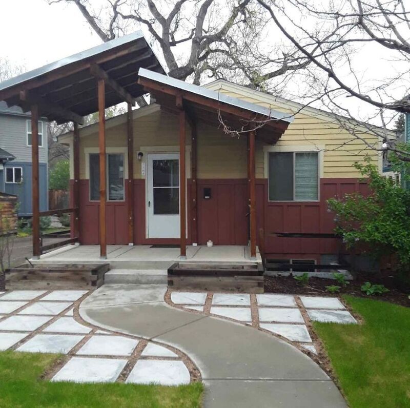 Primary Photo - 716 Maple St