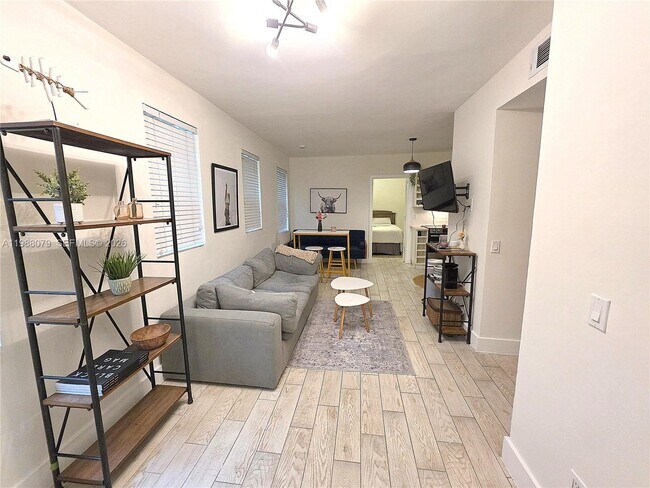 Foto del edificio - 1008 Jefferson Ave