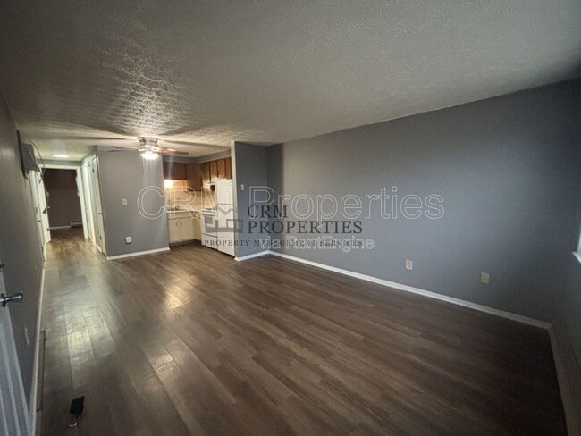 Foto del edificio - 1330 S Jay St