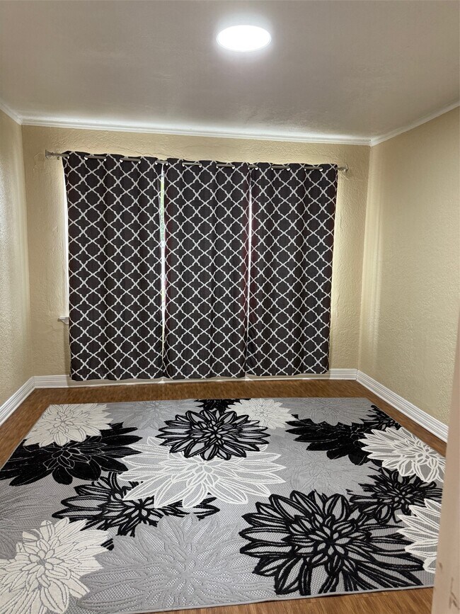 Foto del edificio - 5106 Jackson St