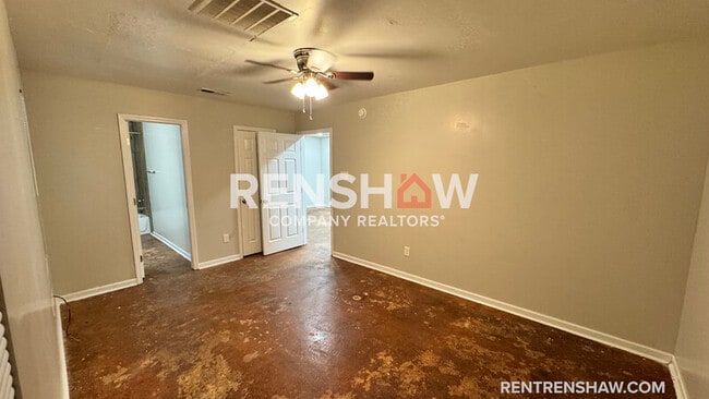 Building Photo - 3017 Chelsea Ave