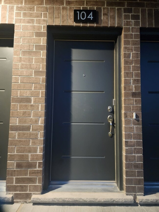 Photo du bâtiment - 940 St David St N