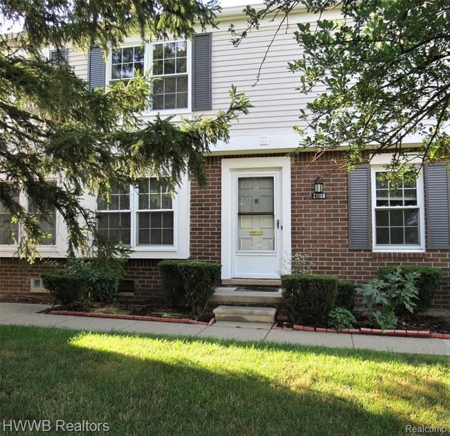 Building Photo - 21108 E Glen Haven Cir