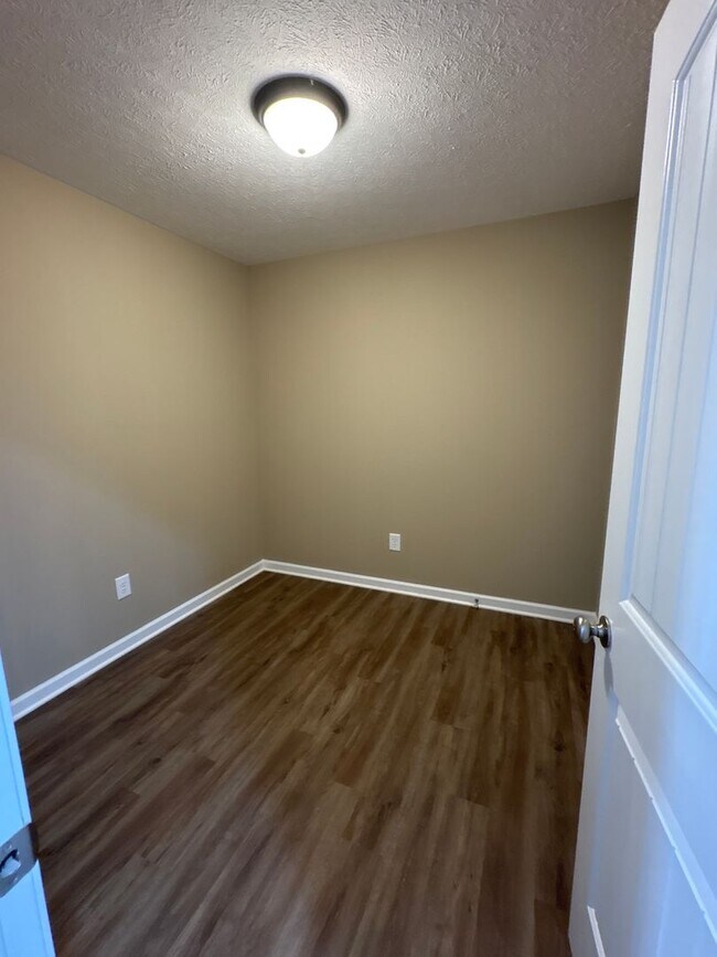 Foto del edificio - 517 Weaver St