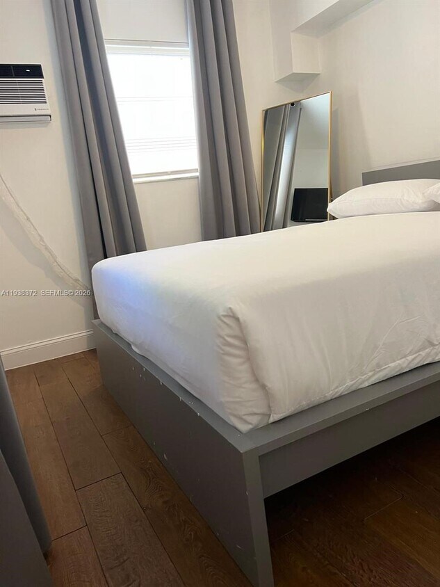 Building Photo - 740 Michigan Ave