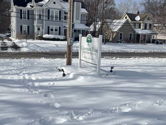 Building Photo - 444 N Clay Ave