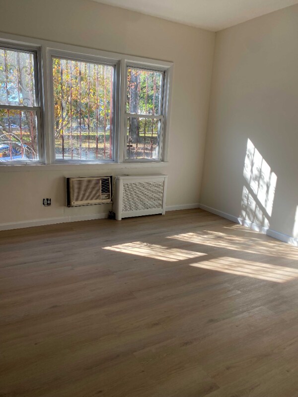 Foto del edificio - 47 Marginal St E