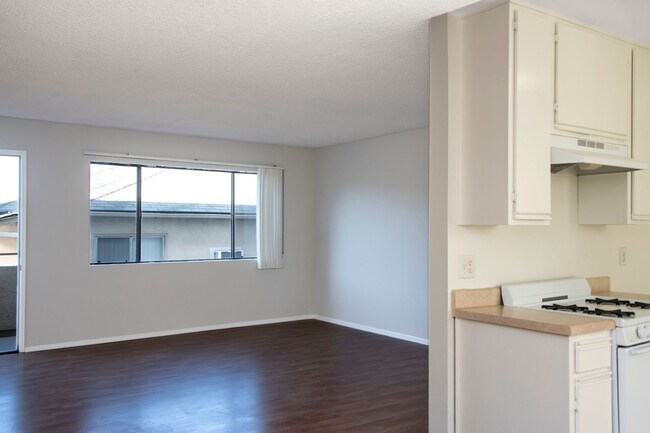 Foto del edificio - 735 E Palmer Ave