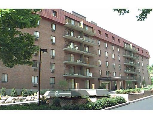 Foto del edificio - 135 Pleasant St