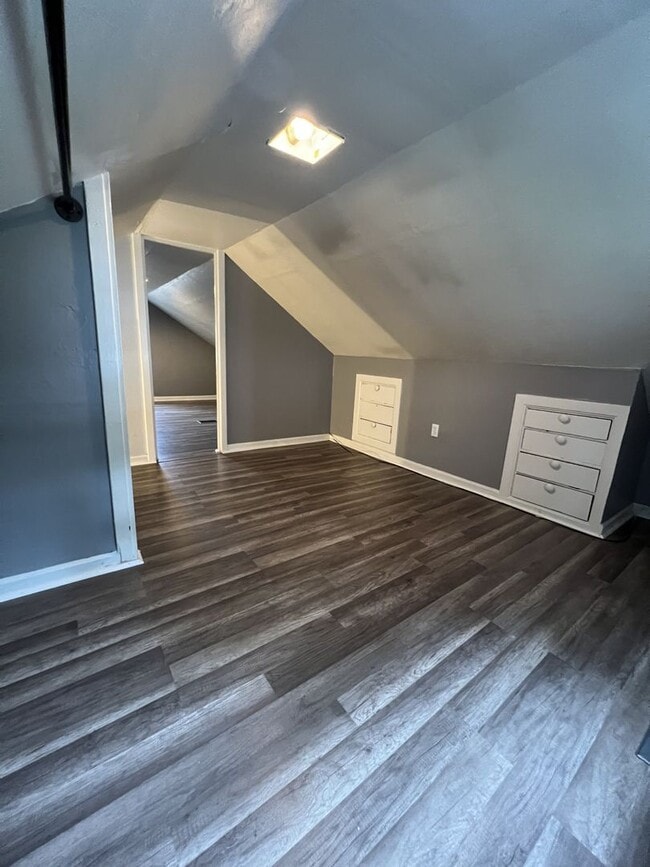 Foto del edificio - 2901 Leola Ave