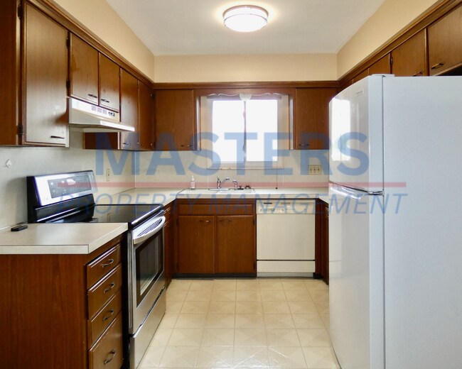 Foto del edificio - 135 Edgewood Dr