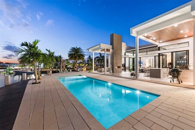 Foto del edificio - 3701 NE 26th Ave