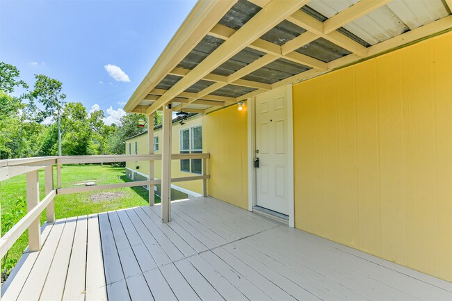 Building Photo - 1749 Max Rd