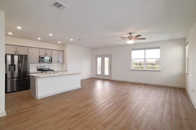 Foto del edificio - 14020 Sage Blossom Dr