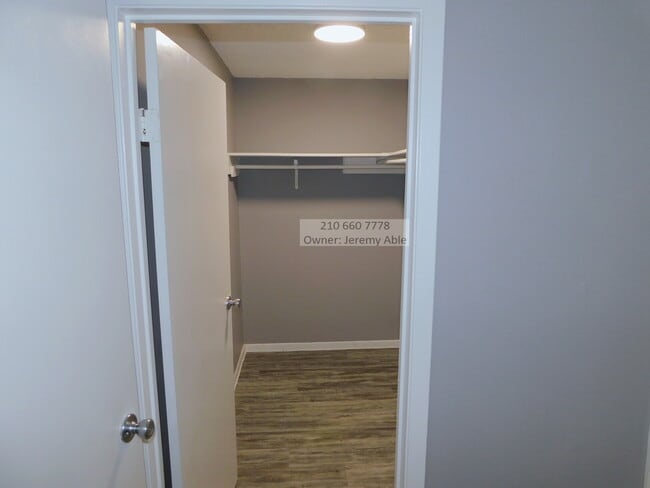 Building Photo - 1107 Clower