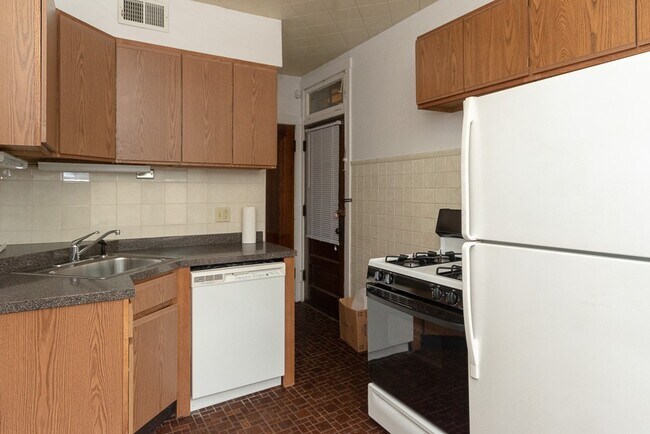 Foto del edificio - 3617 N Paulina St