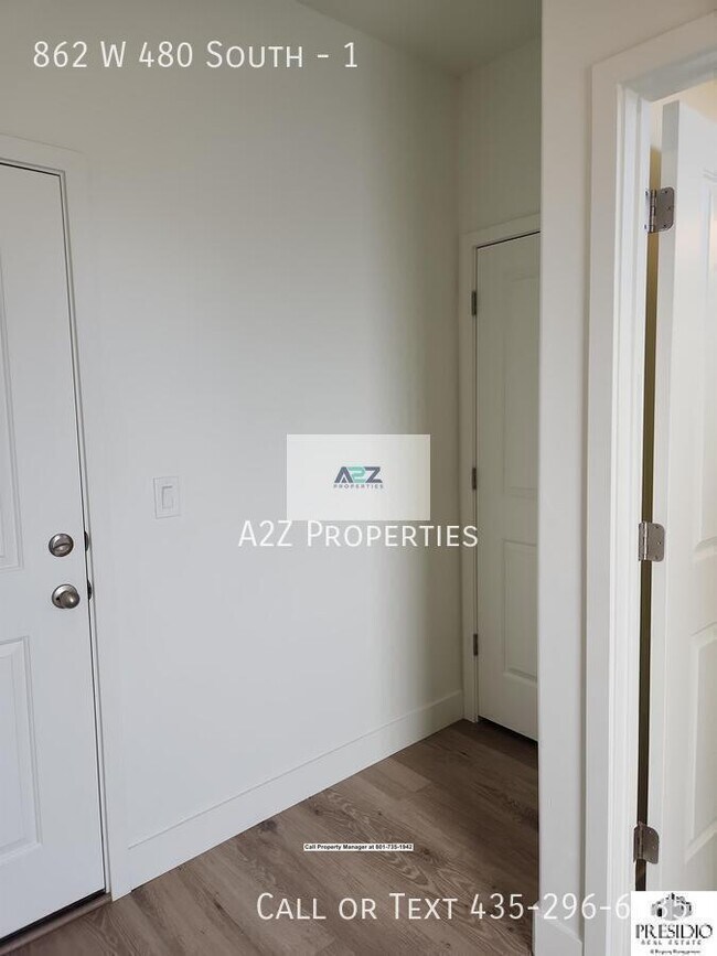 Building Photo - 862 W 480 S St