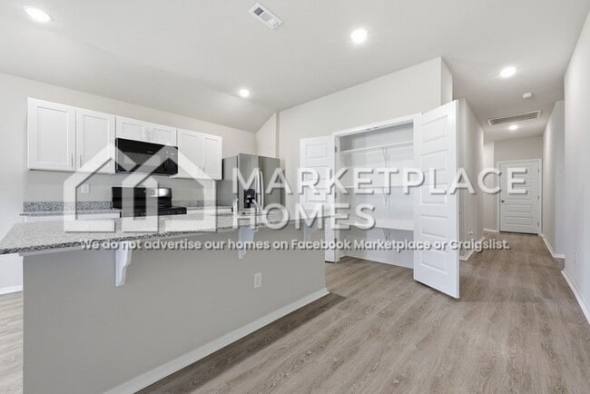 Building Photo - 8903 Preston Wood Dr