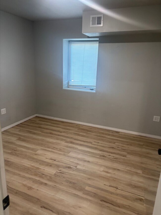Foto del edificio - 1527 NW 2nd St