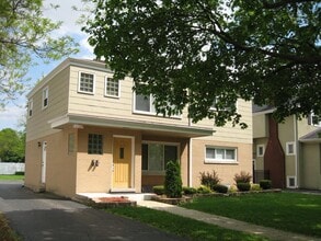 Building Photo - 4501 Grand Ave