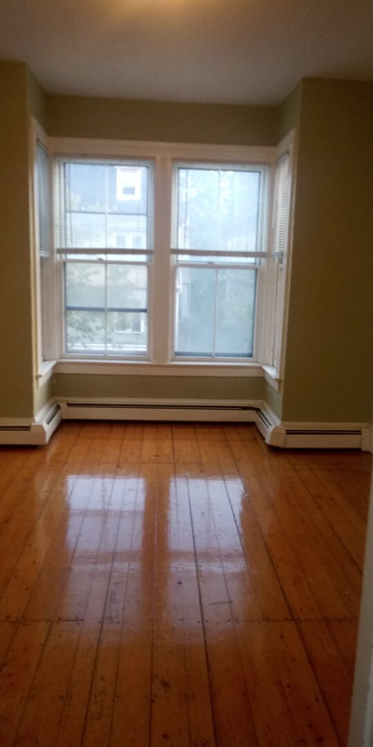 Foto del edificio - 1596-1600 Westminister Street