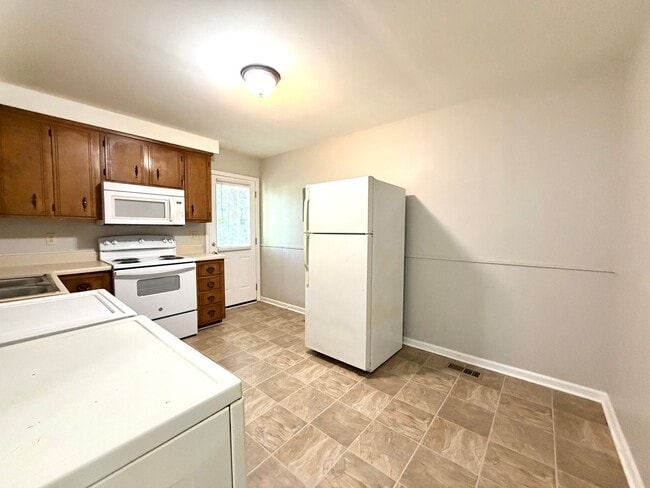 Foto del edificio - Bancroft Circle Apartments